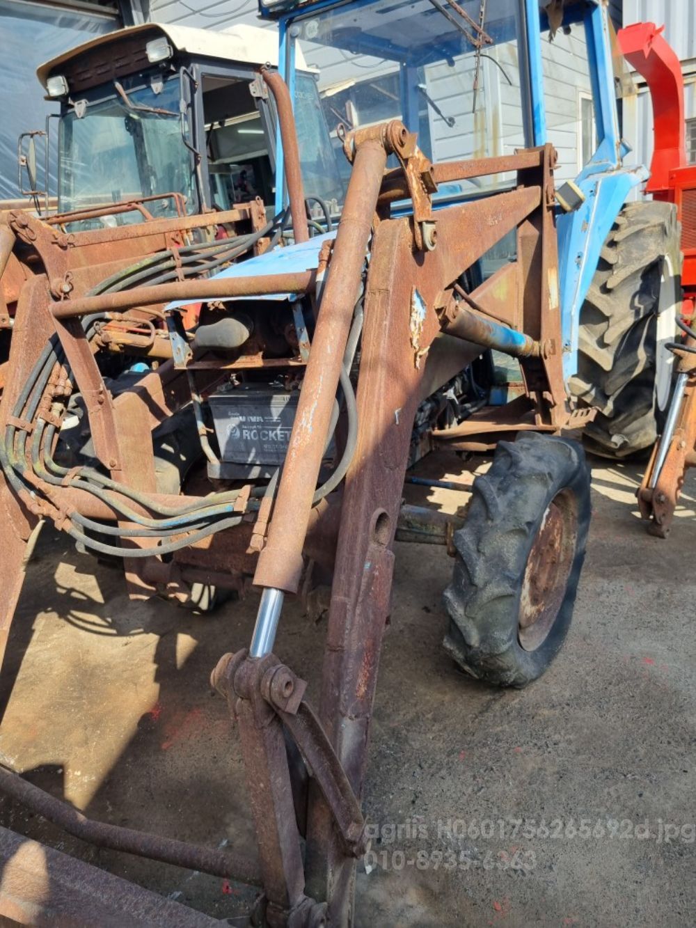 TYM 트랙터 TA4640 (46마력) 뒤우측면