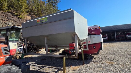  곡물탱크 두레  앞좌측면