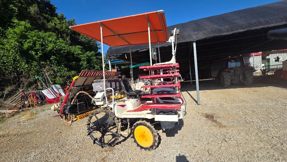 Yanmar Rice transplanter YR6DZAG (6Rows) 뒤우측면