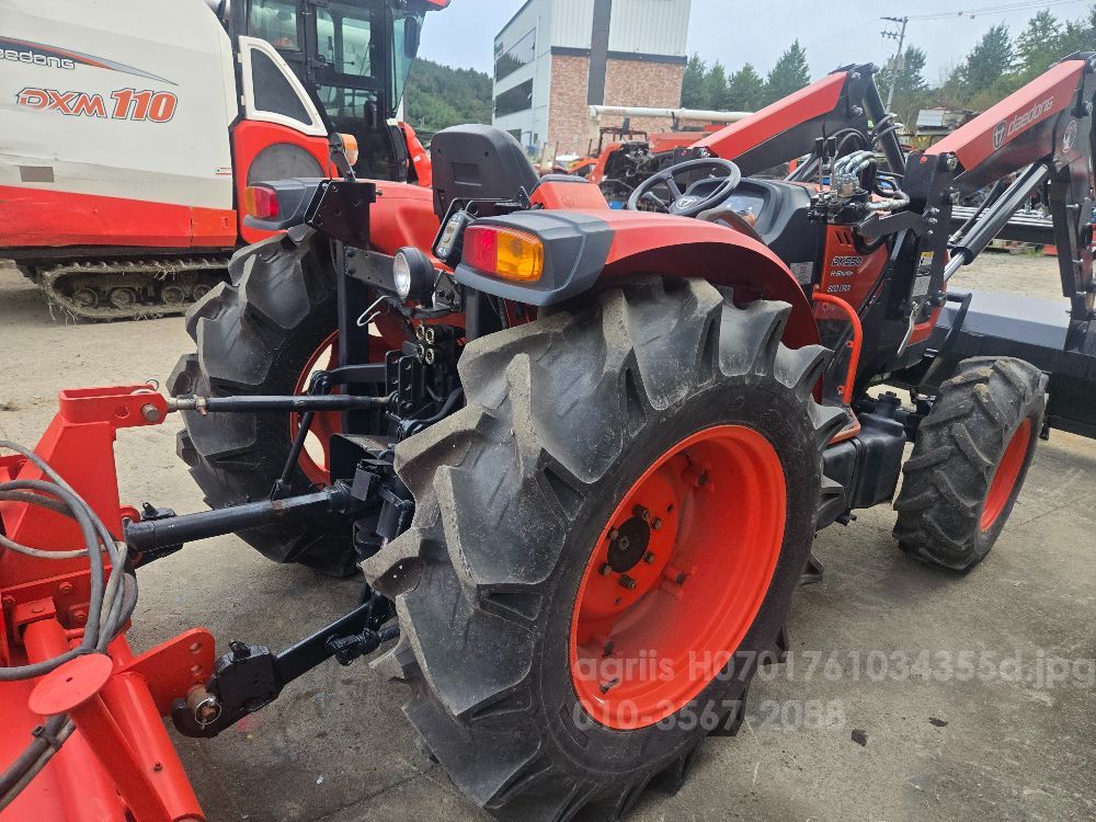 Daedong Tractor DK550 (55hp) 뒤우측면