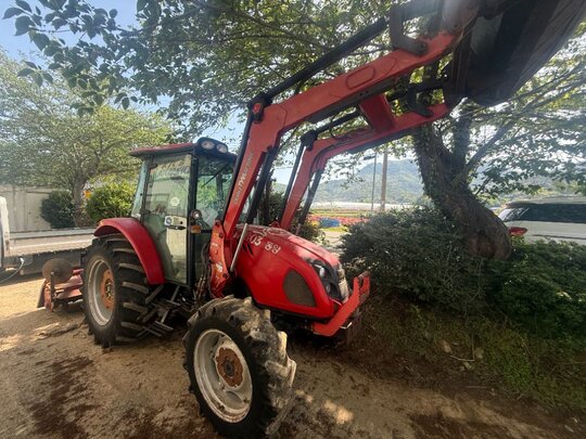 TYM 트랙터 TX803 (80마력) 앞좌측면