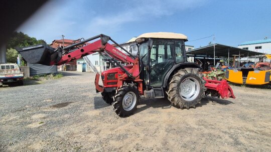 TYM 트랙터 T502 (50마력) 앞좌측면