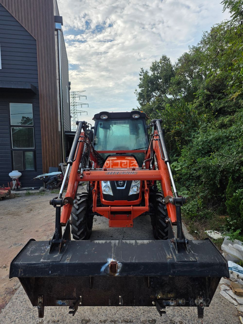 대동 트랙터 NX470SC (47마력) 뒤우측면
