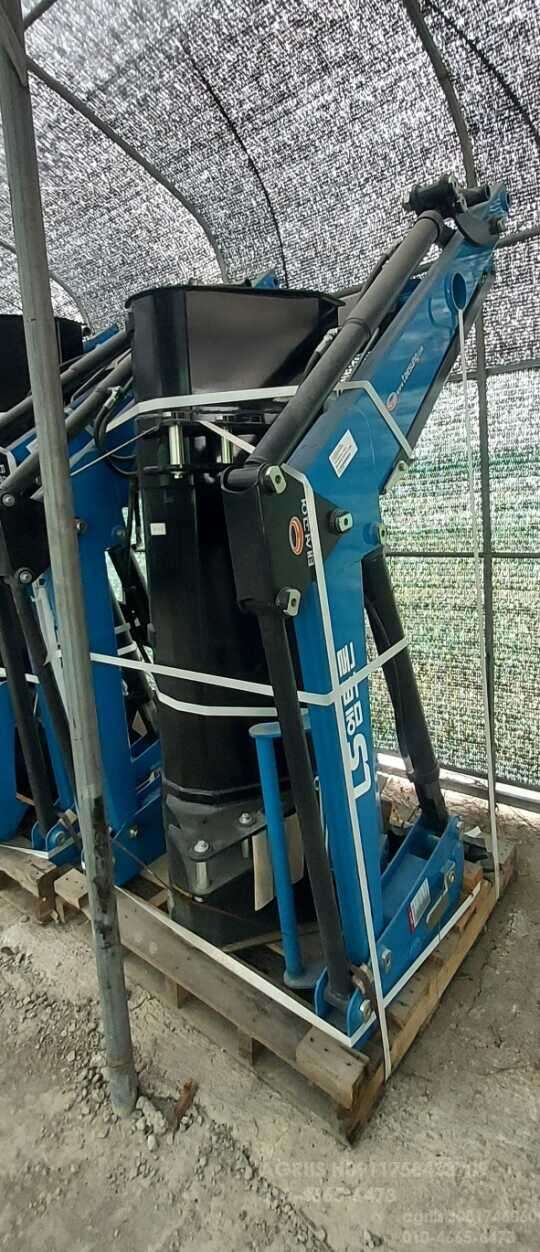  Loader K2-600  앞좌측면