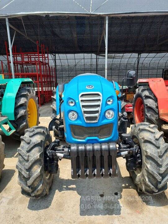 LS 트랙터 XR4160 (58.9마력) 앞좌측면