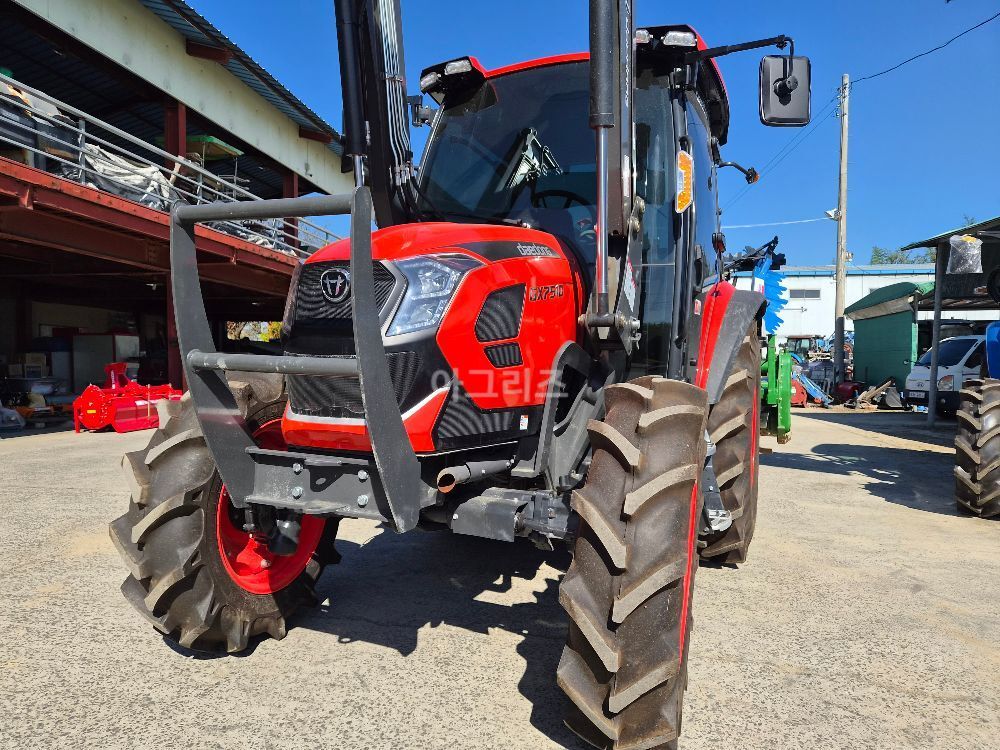 대동 트랙터 GX7510ATC (73.1마력) 뒤우측면