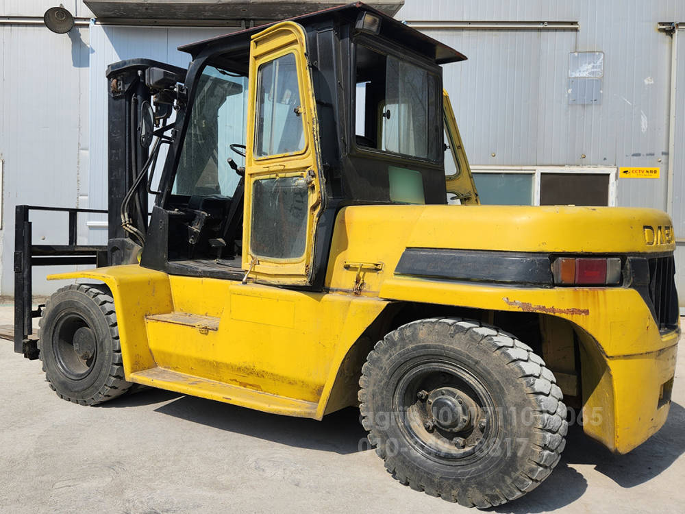  Forklift D50S  운전석