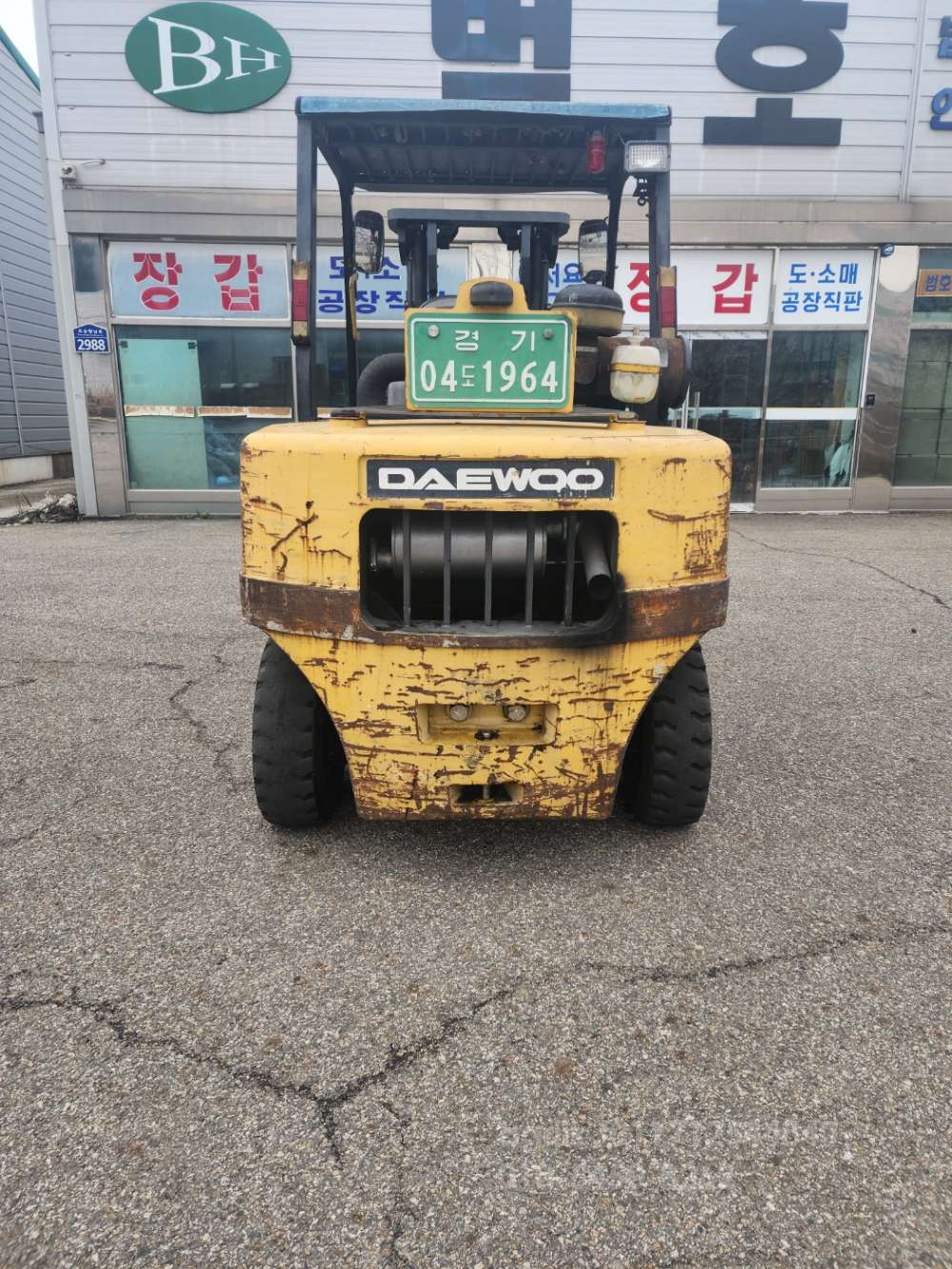 두산중공업 지게차 D35S-2 측면