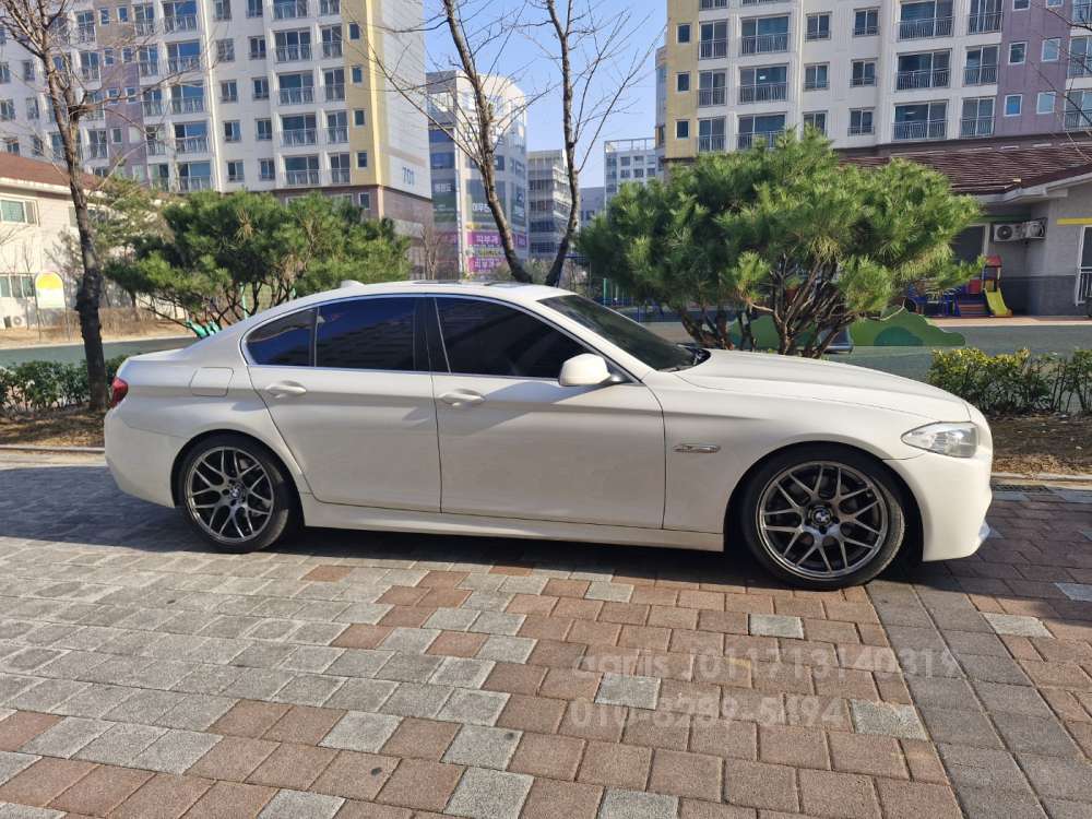   bmw528i승용차  앞좌측면