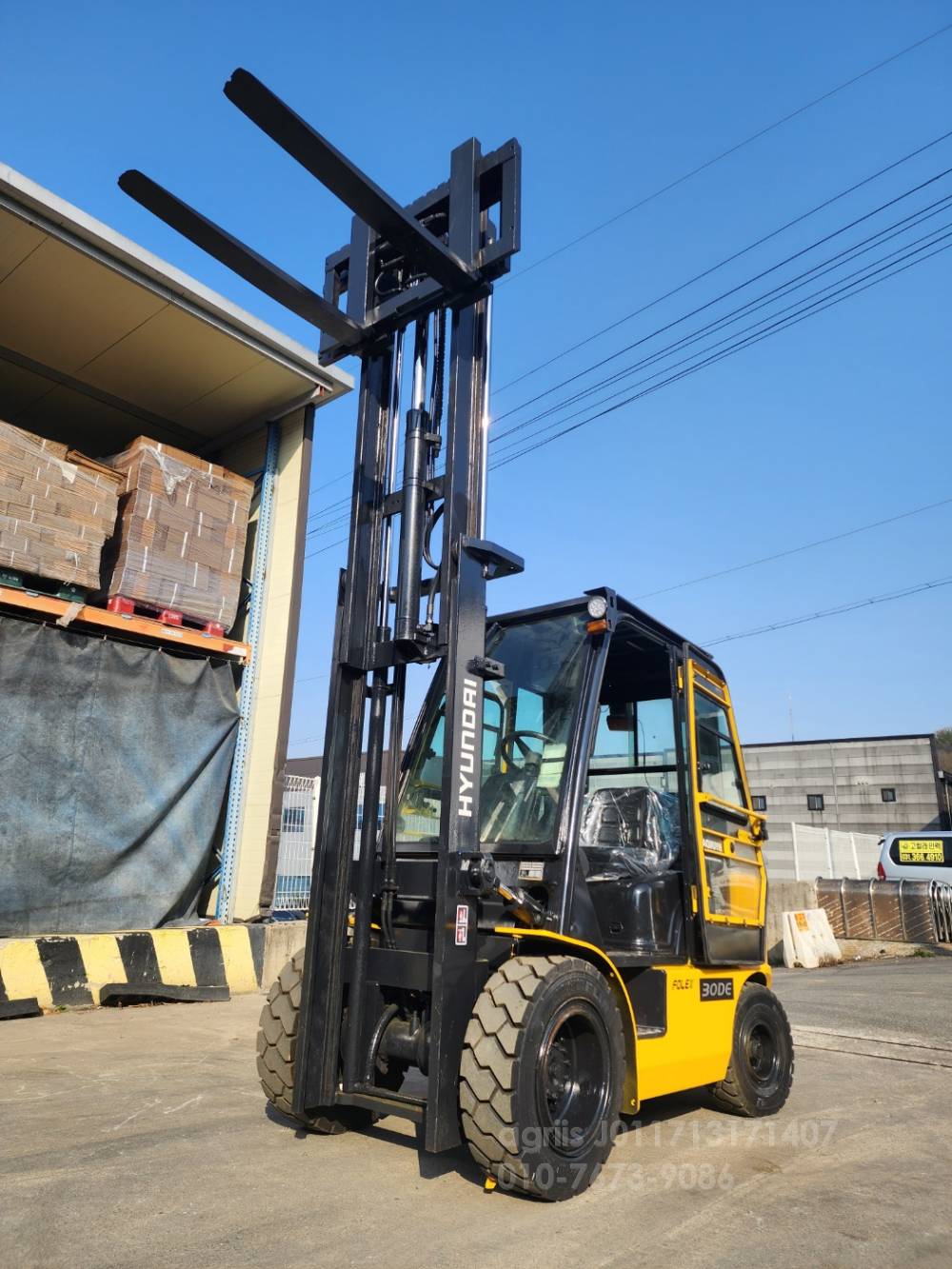 Hyundai Forklift 포렉스 30DE 뿔뿌리 사이드 캐빈식 통타이어  사진 7