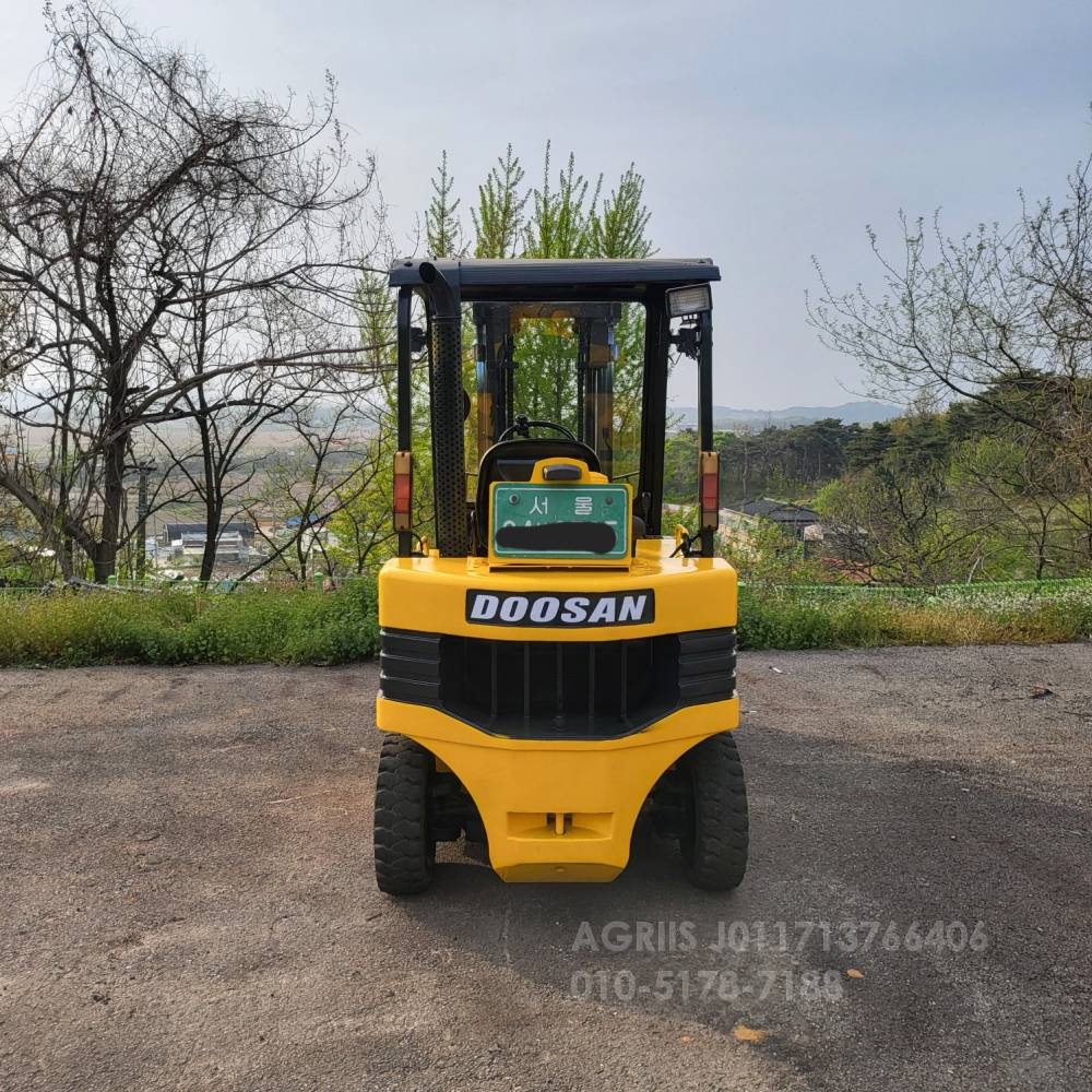 Doosan Forklift 중고지게차 두산 LD25S-2 디젤 2.5톤 지게차  사진 7