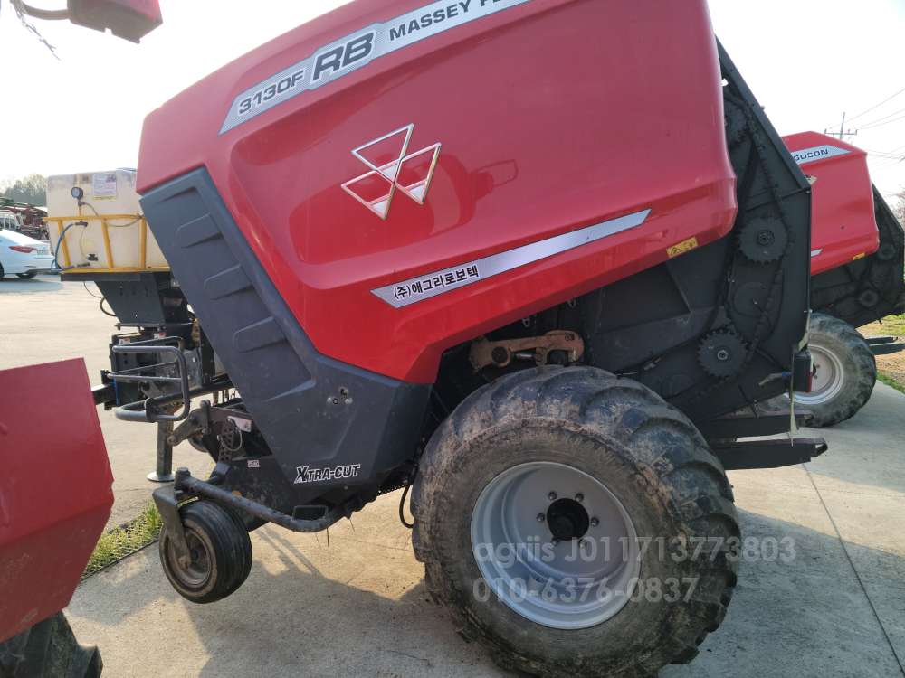  Round Baler MF3130F   WELGER RP245 E  엔진내부