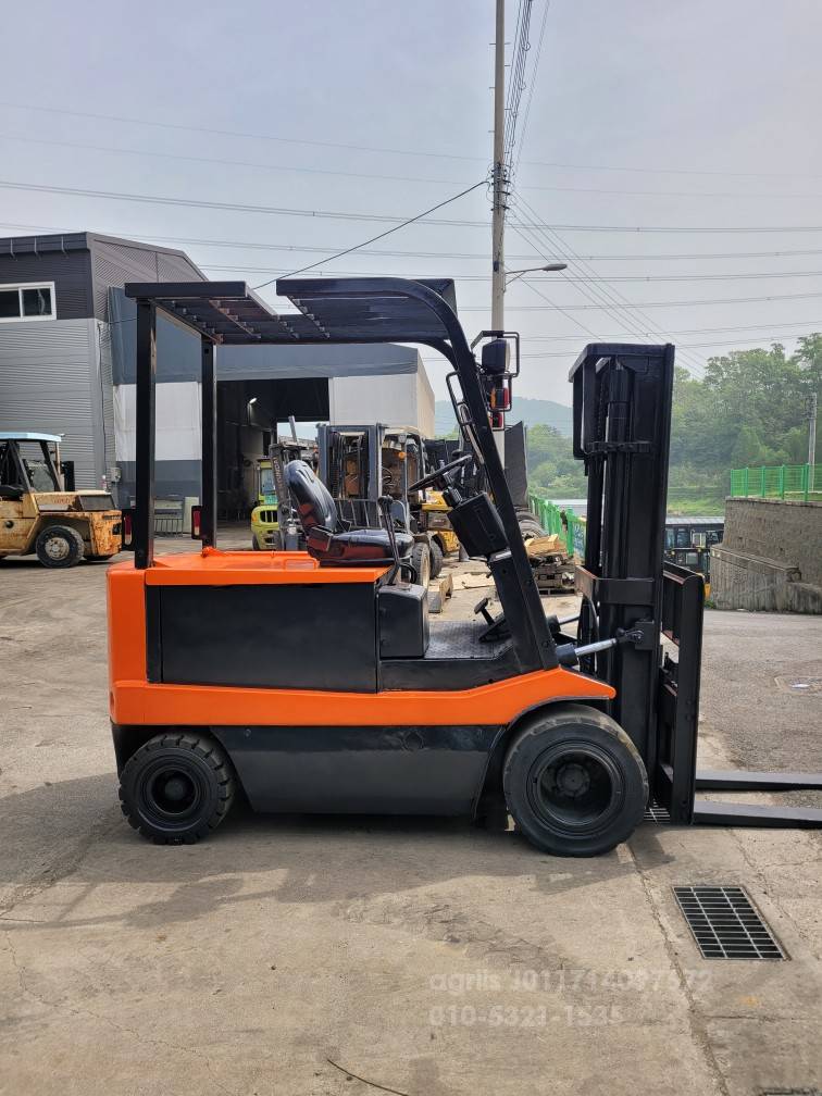  Forklift 3톤전동지게차  엔진내부