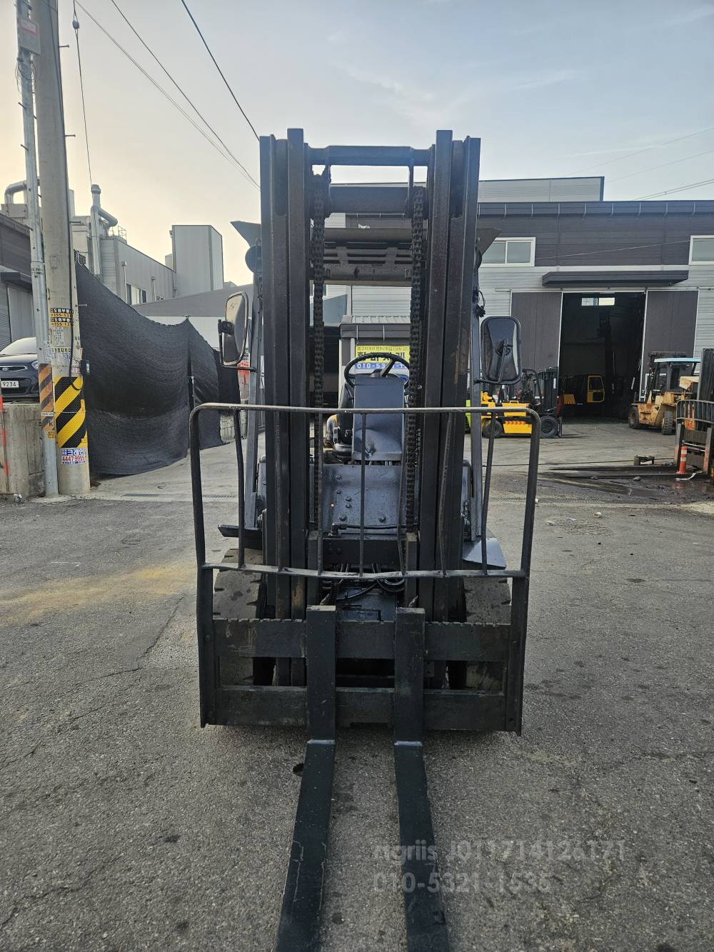 Doosan Forklift 두산LD3톤중고지게차  측면