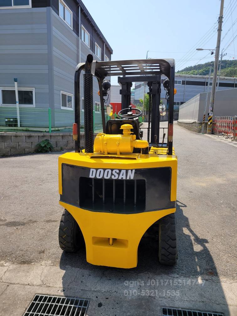 Doosan Forklift 두산LD2.5톤중고지게차  사진 7