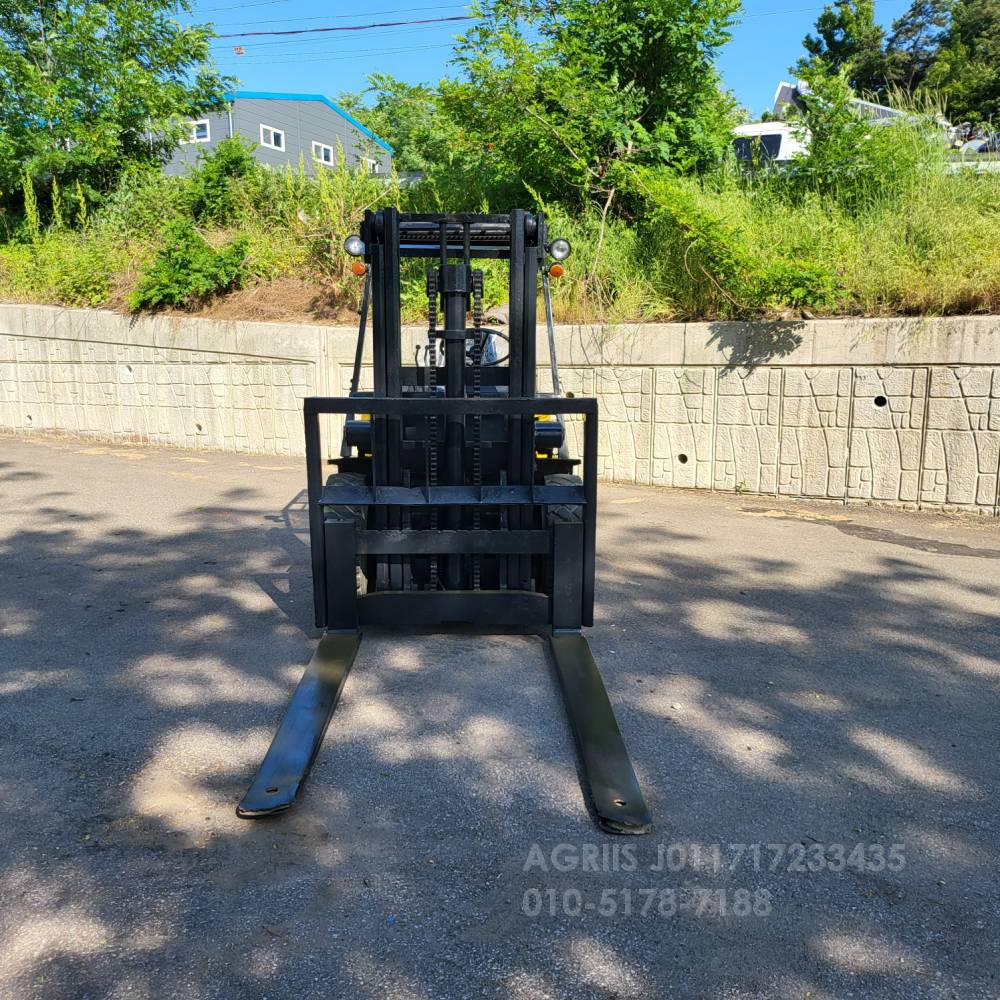 Doosan Forklift 중고지게차 두산 FD35M 디젤  지게차  사진 8