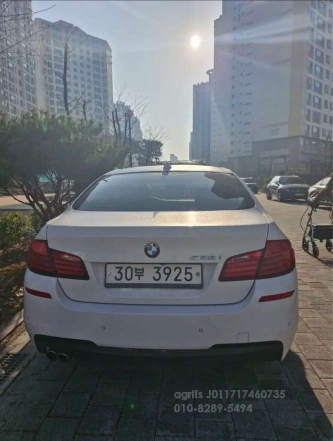 국제 bmw528i 승용차 팝니다 bmw528ii 뒤우측면