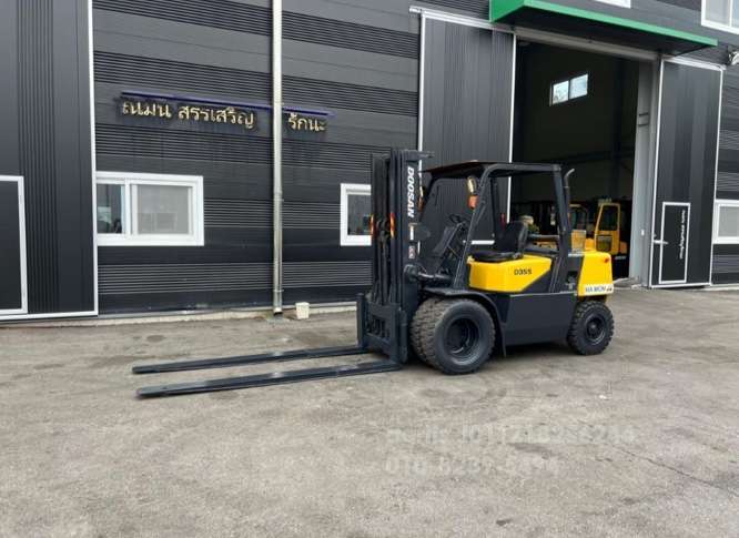 Kukje Forklift 두산 3.5톤 디젤지게차 자동발  측면