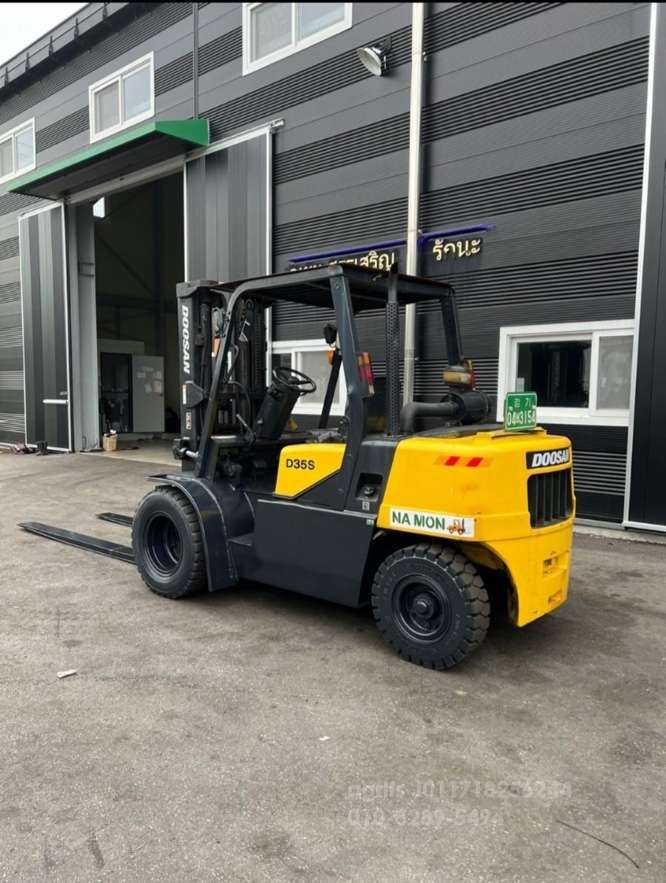 Kukje Forklift 두산 3.5톤 디젤지게차 자동발  운전석