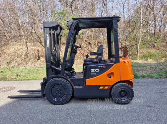 Kukje Forklift 두산 2톤 디젤지게차 3단마스타  앞좌측면