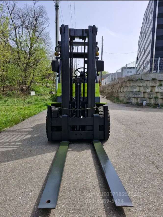 Kukje Forklift 삼성3톤 디젤지게차 3단마스터  측면