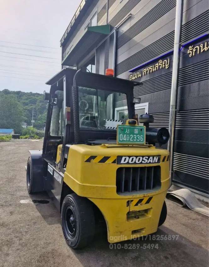 Kukje Forklift 두산3.5톤디젤지게차 자동발  운전석