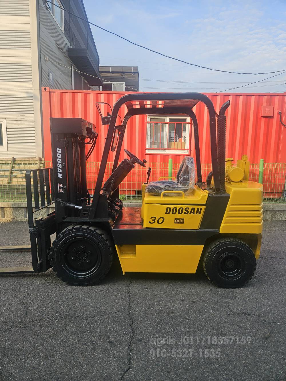 Doosan Forklift 두산LD3톤3단사이드쉬프트중고지게차  측면