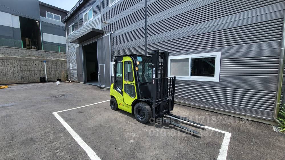 Clark Forklift GTS20D  앞좌측면