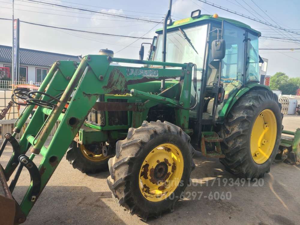 JohnDeere Tractor 5420 (75hp) 측면