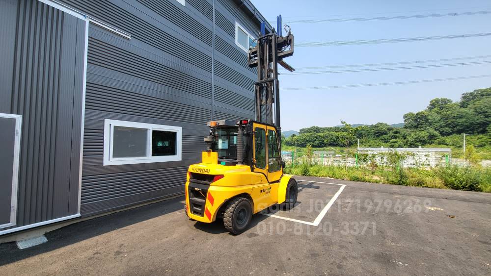 Hyundai Forklift 현대 3.5톤 3단 풀옵션 2018년식 더블타이어  측면