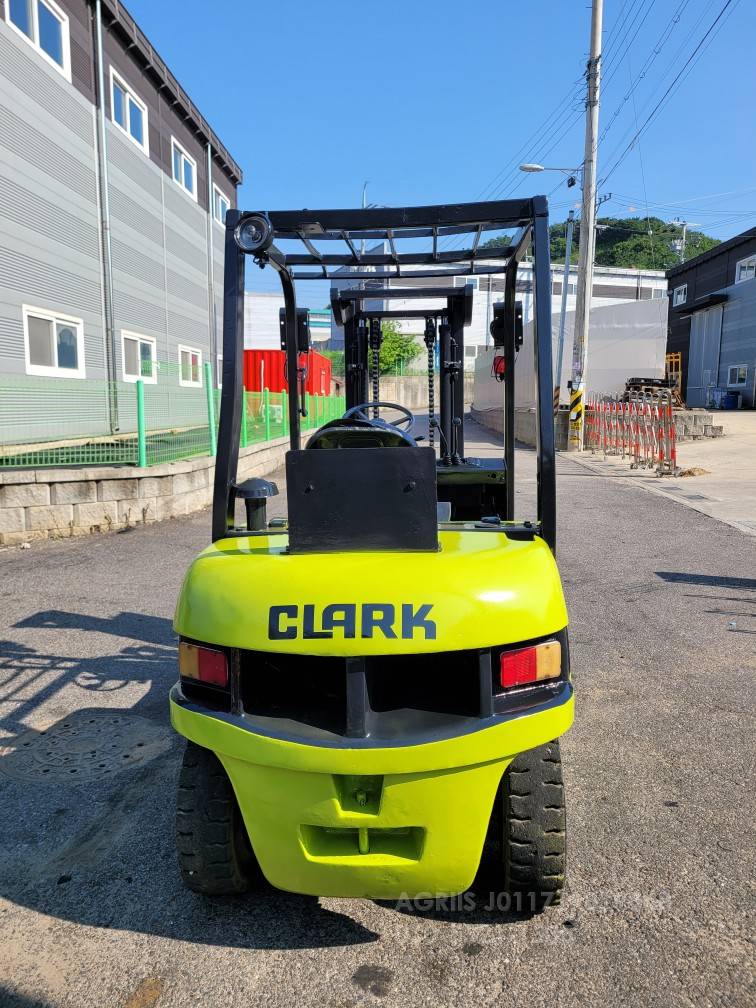 Clark Forklift 클라크2.5톤중고지게차  사진 7