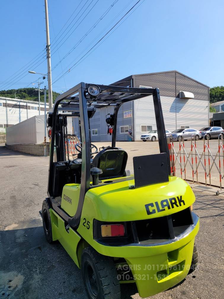 Clark Forklift 클라크2.5톤중고지게차  사진 8