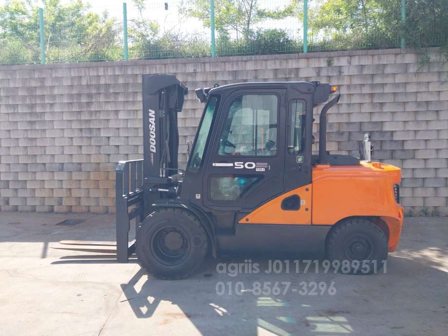 Doosan Forklift D50SE-7  앞좌측면