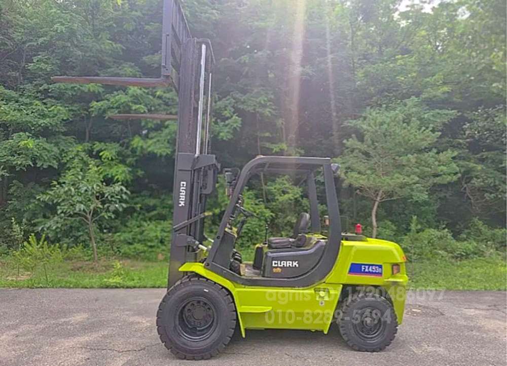 Kukje Forklift 삼성4.5톤 디젤 습식브레이크  앞좌측면