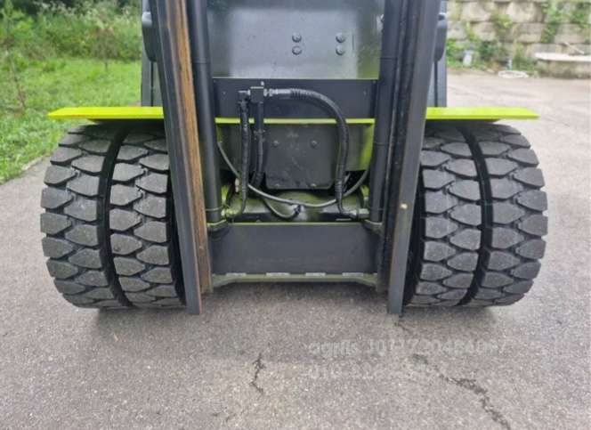 Kukje Forklift 삼성4.5톤 디젤 습식브레이크  뒤우측면