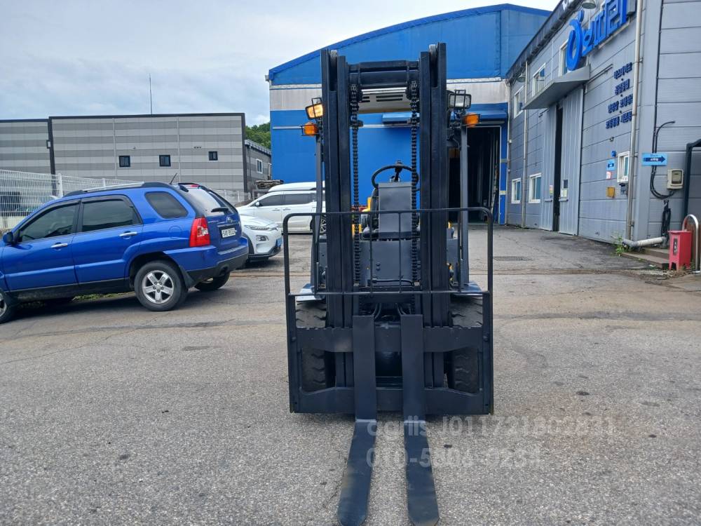 Doosan Forklift LD3톤 습식 지게차  사진 8