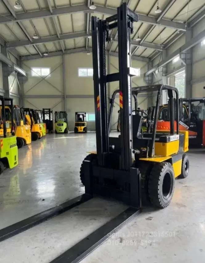  Forklift 두산3톤 하이마스타 5미터상승  앞좌측면