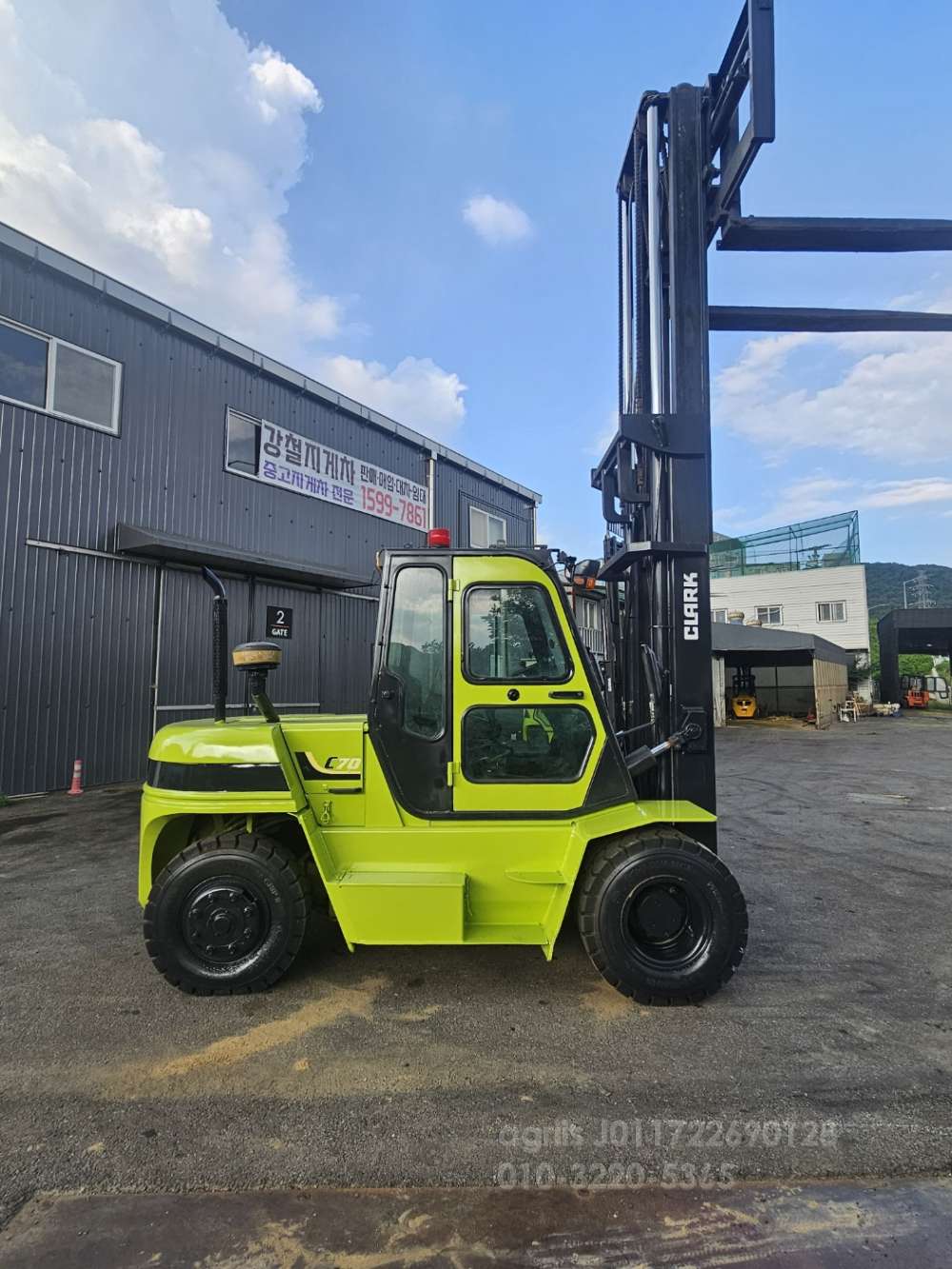 Clark Forklift 7톤 지게차 클라크 디젤 하이4.5M 자동발 캐빈 12년식  측면