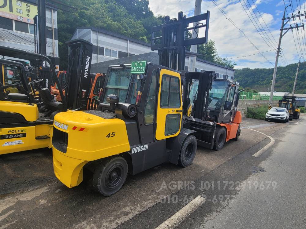 Doosan Forklift 지게차  엔진내부