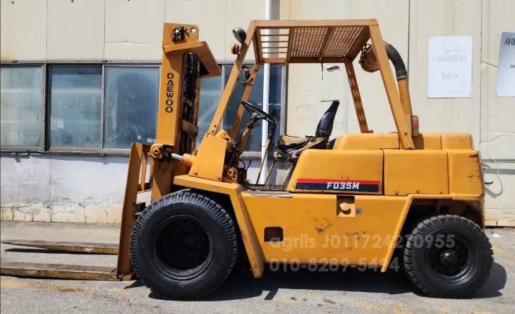  Forklift 두산 에프디 3.5톤 디젤지게차 덧발장착  앞좌측면