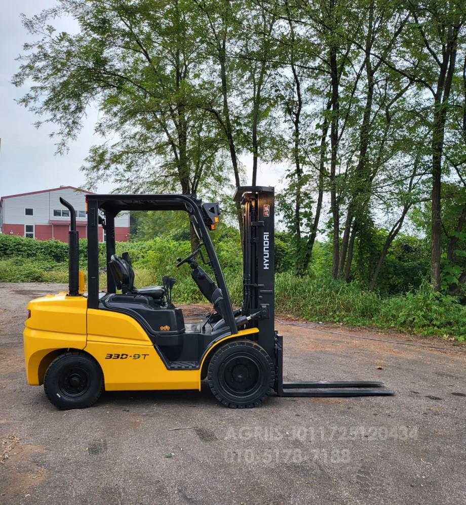 Hyundai Forklift 중고지게차 현대 포렉스 33D-9T 디젤 3단 지게차3단마스트 4포크 원투 파레트 핸들러  앞좌측면