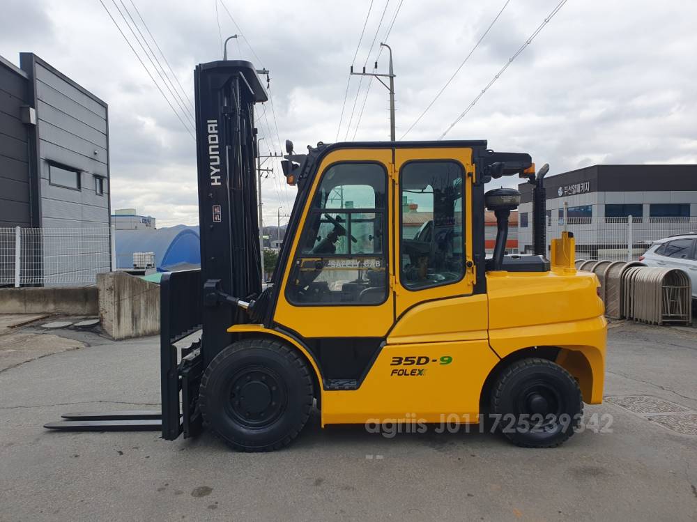 Hyundai Forklift FOLEX   35D-9   앞좌측면