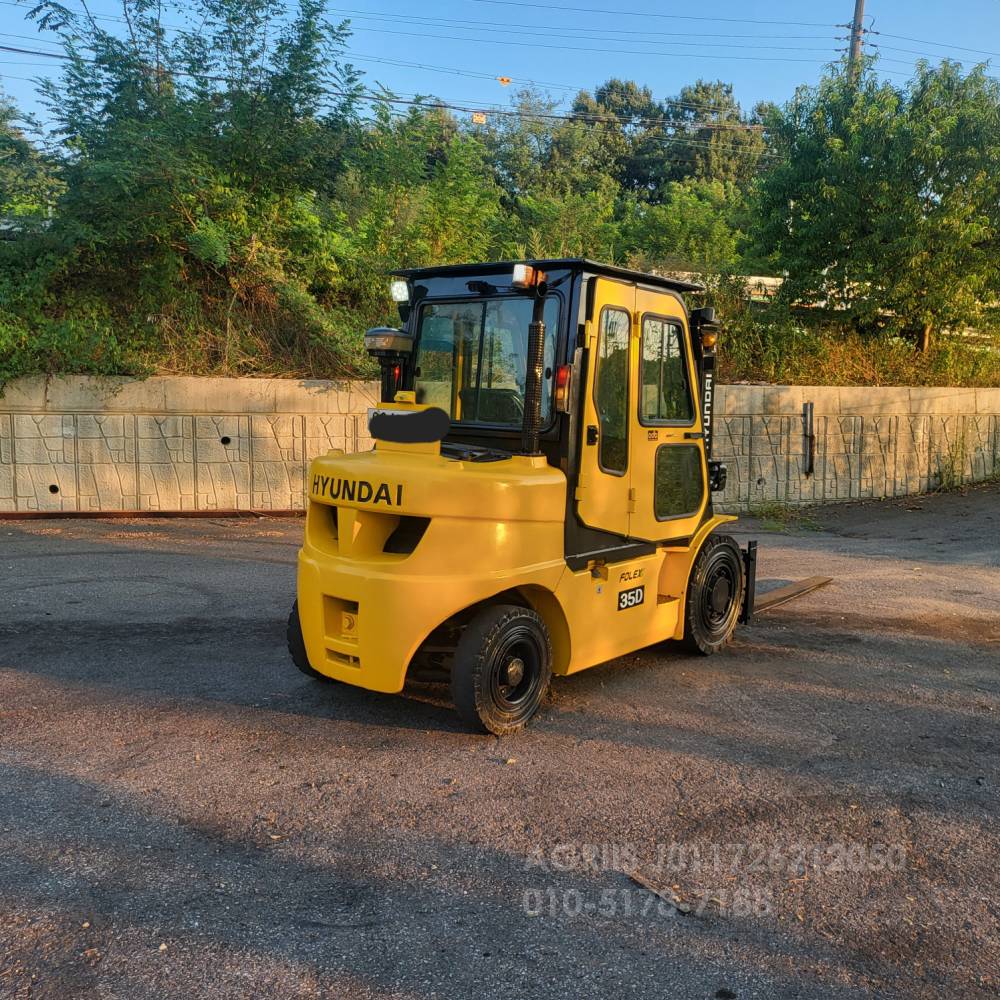 Hyundai Forklift 중고지게차 현대 포렉스35D 디젤 3.5톤 3단 지게차3단자동발캐빈히터덧발  운전석