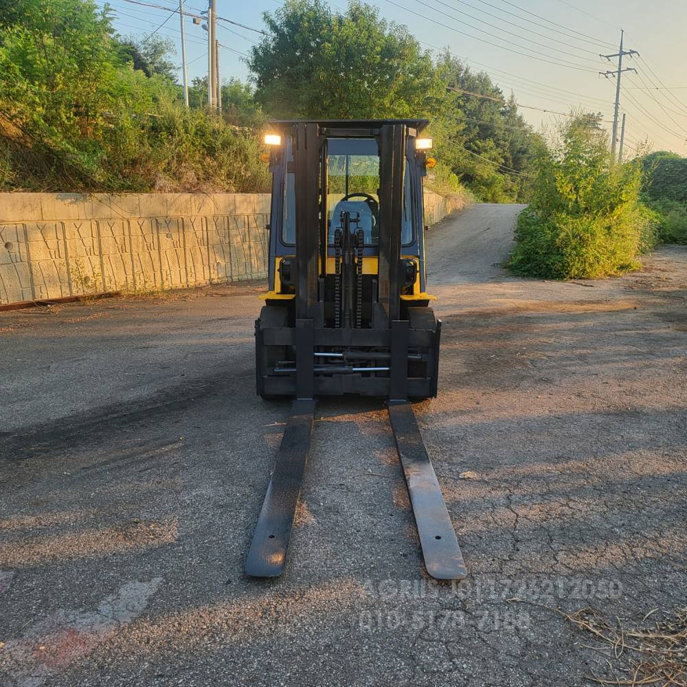 Hyundai Forklift 중고지게차 현대 포렉스35D 디젤 3.5톤 3단 지게차3단자동발캐빈히터덧발  사진 8