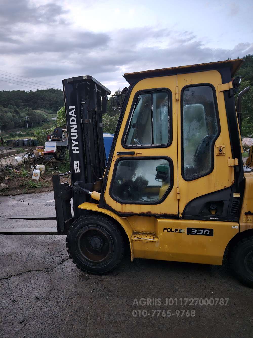 Hyundai Forklift 지게차FOLEX 33D  뒤우측면