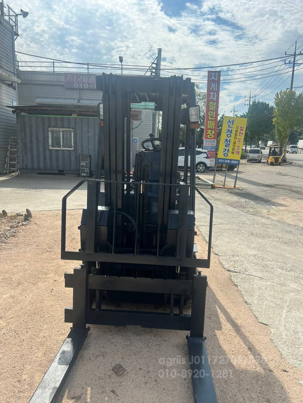 Doosan Forklift 두산 지게차 1.5톤 3단 힌지드 D15S-5  앞좌측면