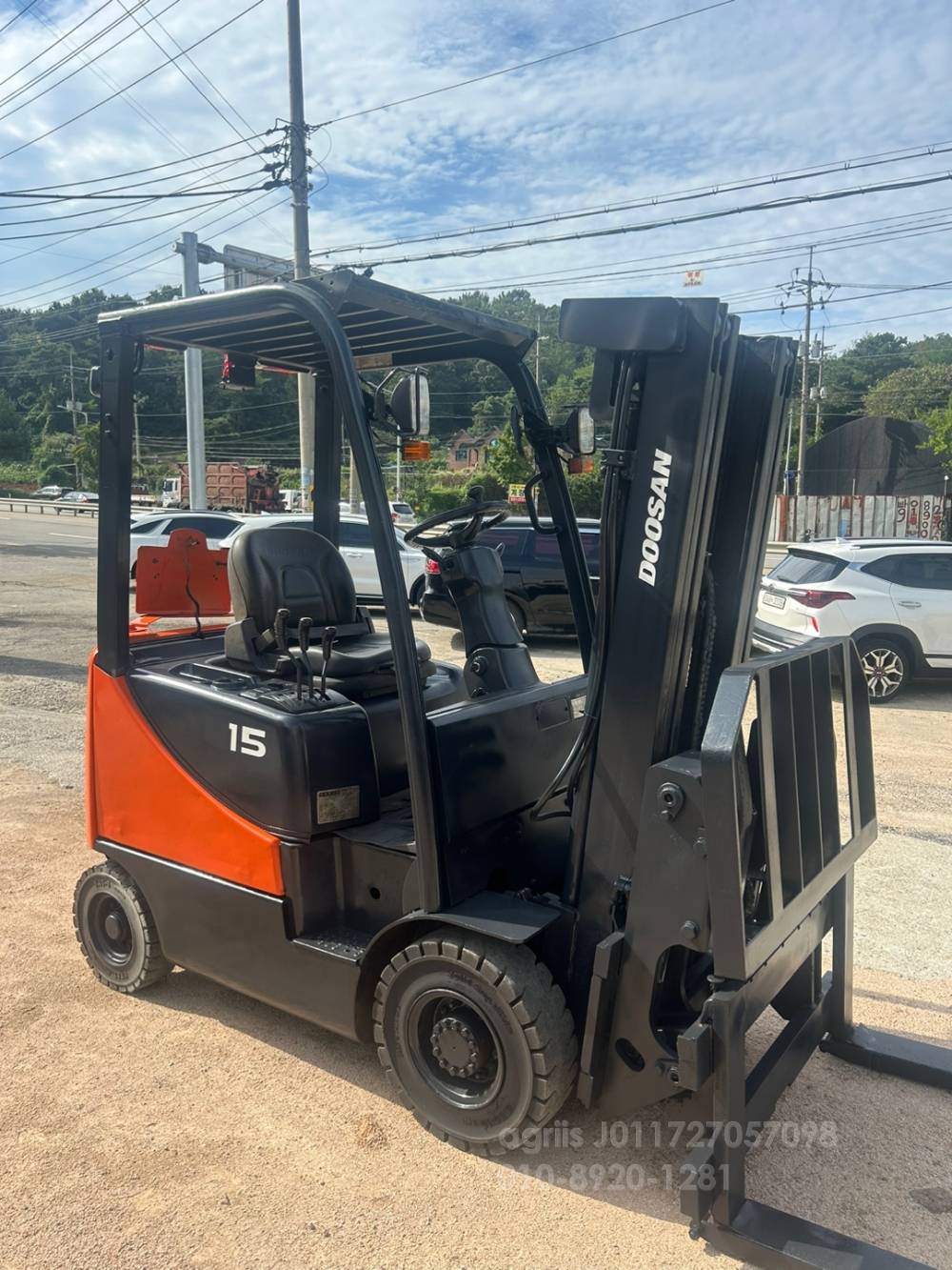 Doosan Forklift 두산 지게차 1.5톤 3단 힌지드 D15S-5  사진 7