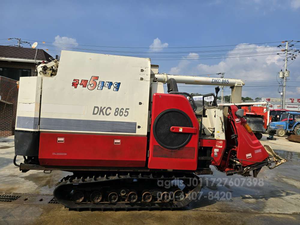 Kukje Combine Harvester DKC865 (5Rows) 측면