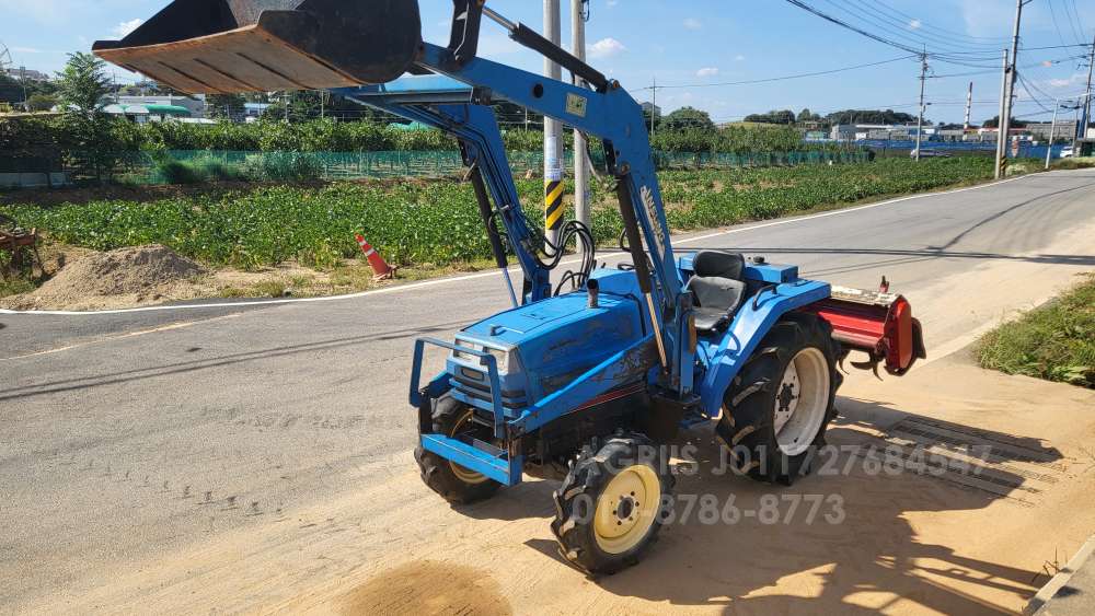 TYM Tractor TA2840 (28hp) 앞좌측면