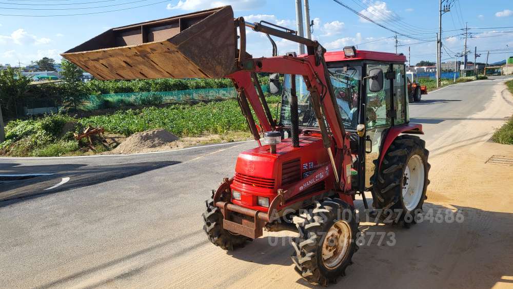 Kukje Tractor F505 (50hp) 측면